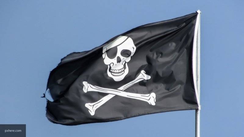 Пираты освободили российских моряков, которых захватили у Камеруна