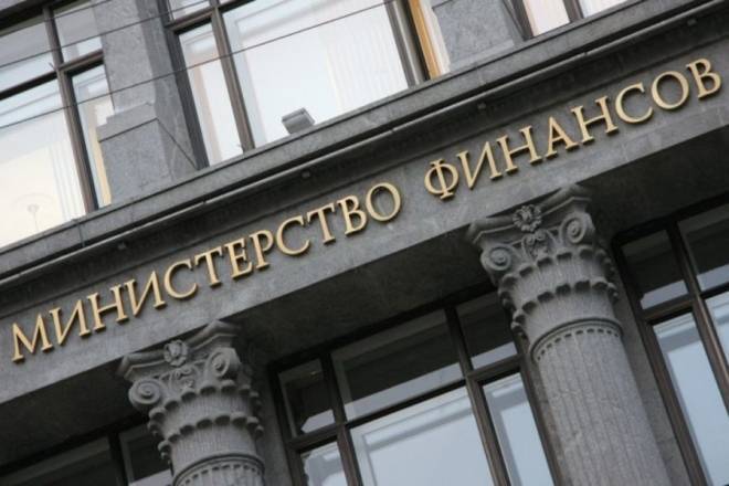 Минфин сообщил о количестве чиновников в России