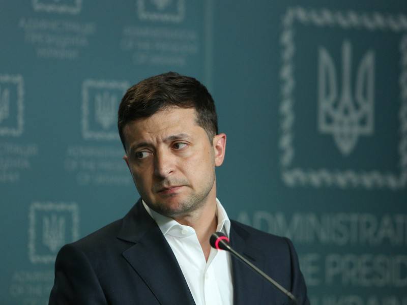 Зеленский утвердил закон об импичменте президента