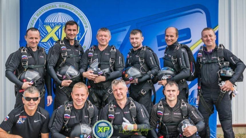 Кузбасские парашютисты победили в престижном соревновании в США