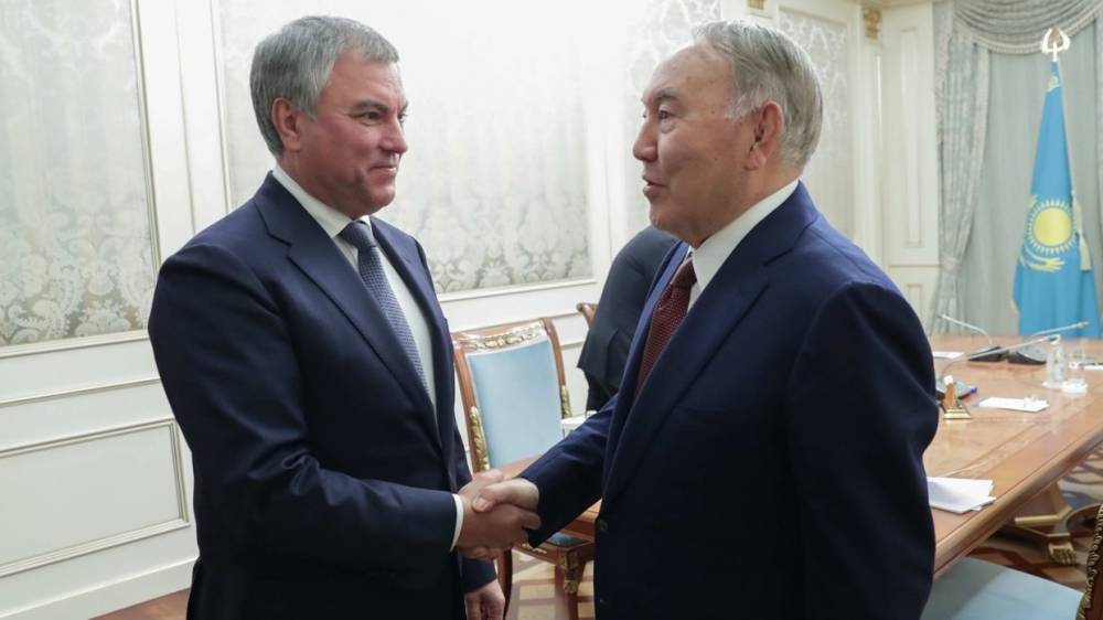 Володин передал Назарбаеву теплое приветствие от Путина