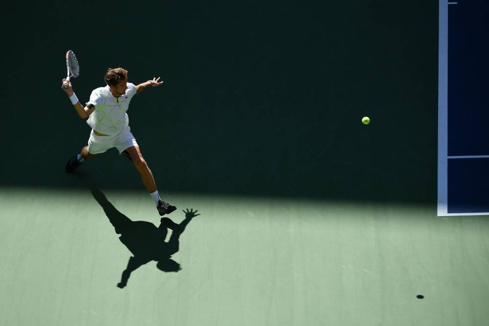 Теннисист Медведев остался четвертой ракеткой мира в рейтинге АТР