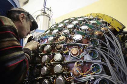 В Сибири создадут систему охлаждения для коллайдера НИКА