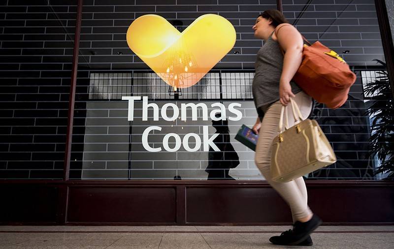 Туристов по всему миру шантажируют после краха Thomas Cook