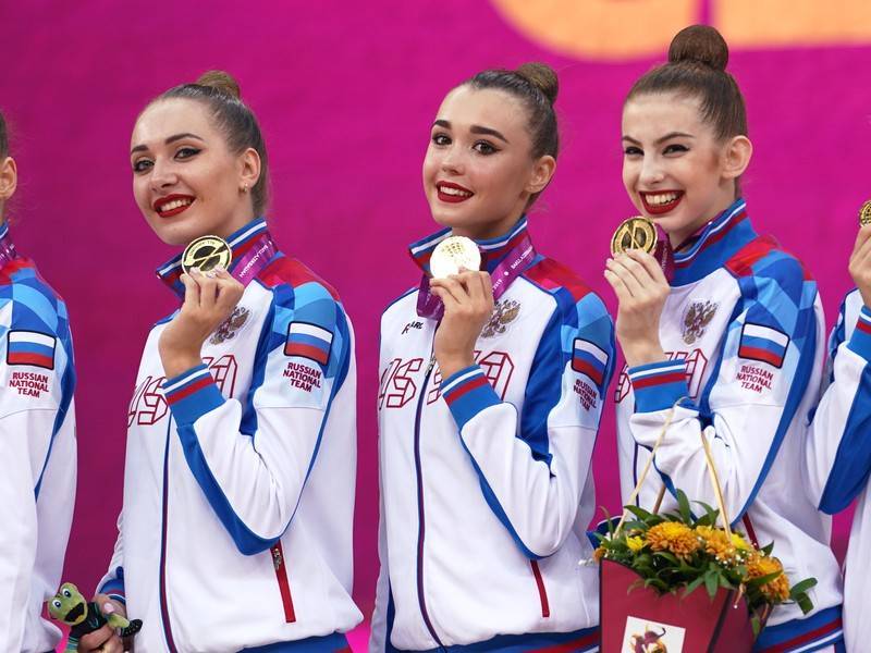 Российские гимнастки победили в упражнениях с обручами и булавами на ЧМ