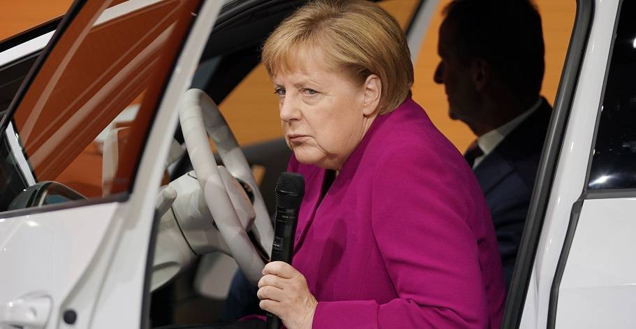 Курс евро обвалился на новостях из Германии