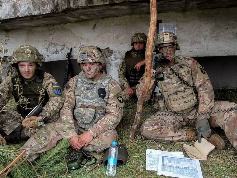 Полтора десятка украинских военных пострадали в драке в Донбассе