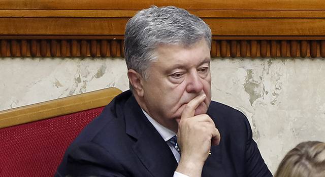 Порошенко: Энергетическая независимость Украины находится под угрозой