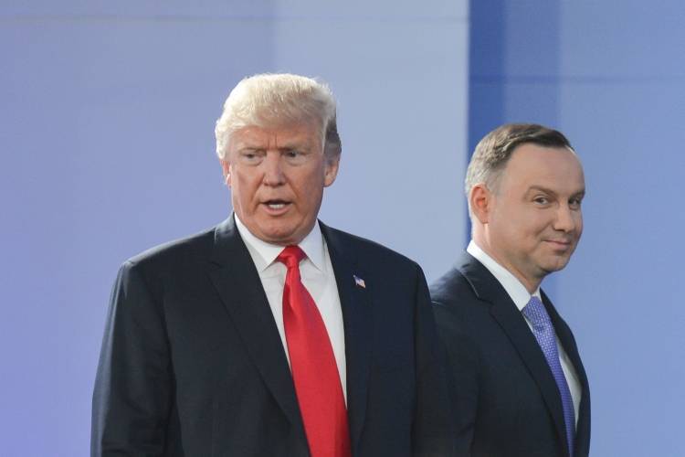 США сделают безвизовый въезд в страну для граждан Польши
