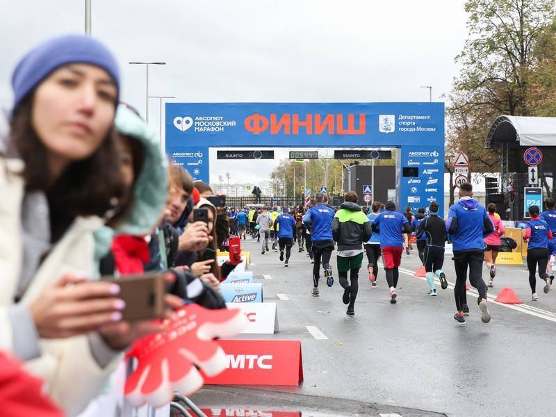 Победителем Московского марафона стал Искандер Ядгаров