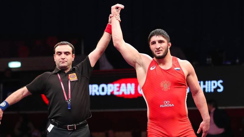 Садулаев стал четырёхкратным чемпионом мира по вольной борьбе