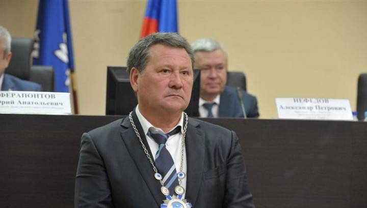 Ушедший в отставку мэр Новокуйбышевска скончался от ранения в грудь