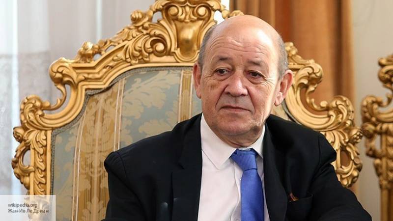 Жан-Ив Ле-Дриан - Министр иностранных дел Франции призвал к мирному урегулированию ситуации в Ливии - politros.com - Франция - Ливия