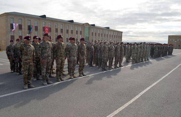 Азербайджан, Турция и Грузия начали в Баку учения сил спецназначения