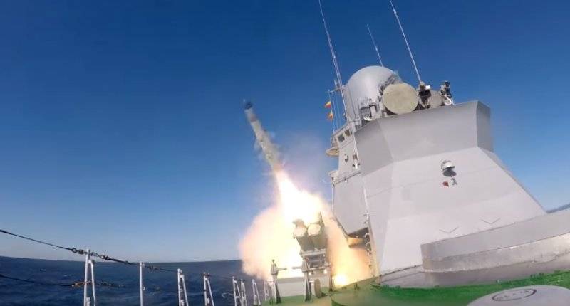 Минобороны РФ показало видео первого пуска крылатой ракеты  «Уран»