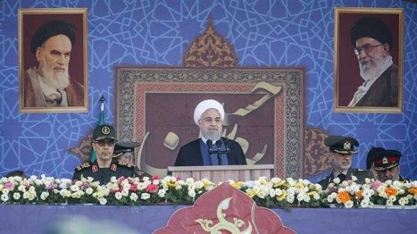 Роухани: Иран готов протянуть руку дружбы всем соседним странам