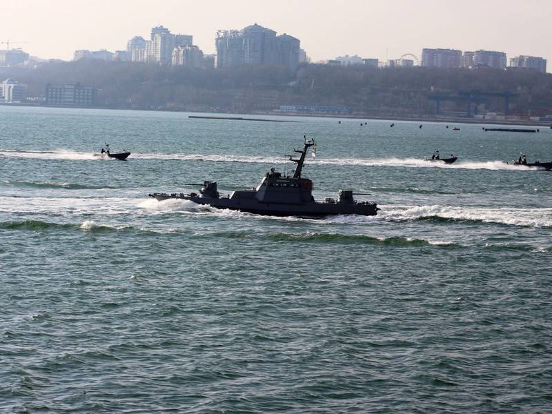 Украина начала учения в Чёрном море