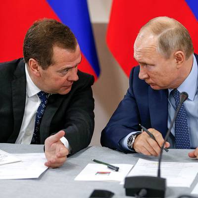 Путин и Медведев обсудили бюджет и финансирование нацпроектов