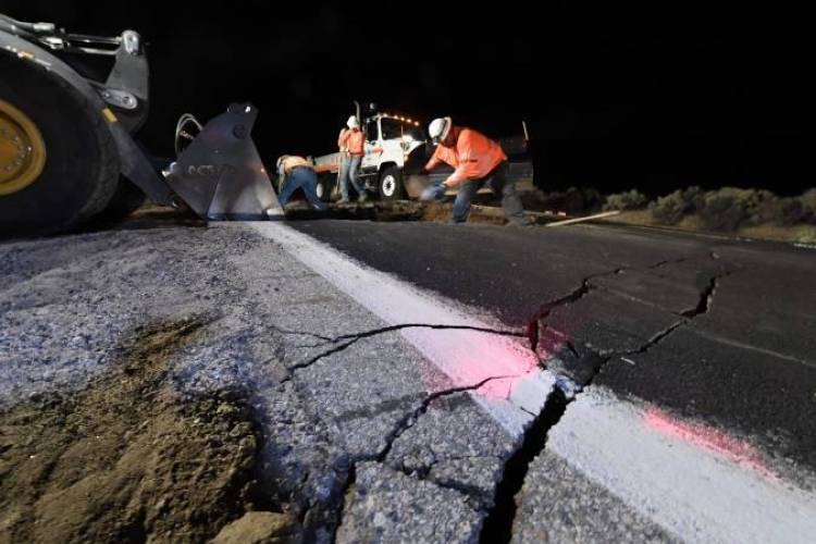 Более 100 человек пострадали при землетрясении в Албании - inforeactor.ru - Афины - Индонезия - Дуррес
