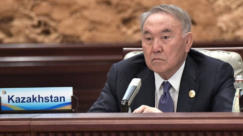 Назарбаев хочет провести встречу парламентариев РФ, США, КНР, ЕС в Нур-Султане