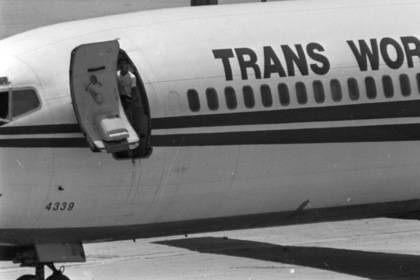 Захватчик пассажирского самолета попался спустя почти 35 лет
