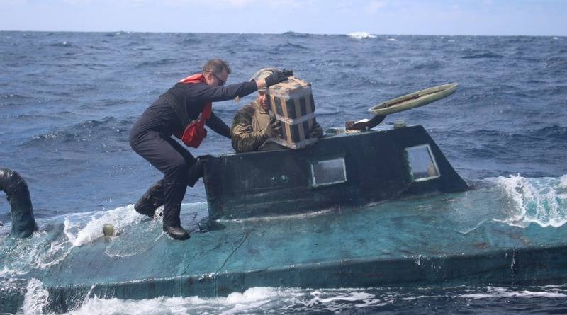 Береговая охрана США нашла в океане самоходную субмарину с кокаином стоимостью $165 миллионов