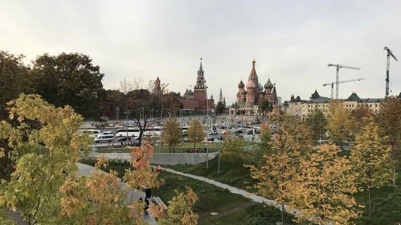 Московские синоптики ожидают возвращения тепла в столицу в октябре
