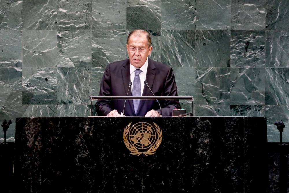 СМИ: Зеленский и Лавров кратко поговорили на Генассамблее ООН