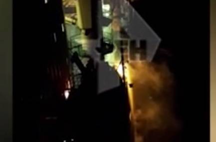 Видео: Пожар на плавбазе у острова Шикотан потушили
