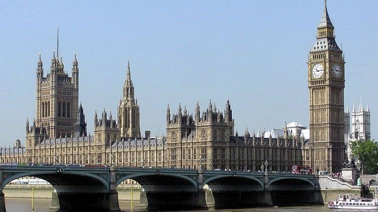 Парламент Британии восстановит работу 25 сентября