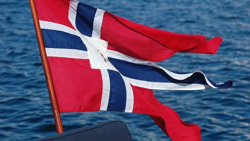 Пострадавшими при пожаре на российском траулере в Норвегии стали 12 человек
