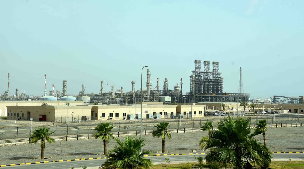 Saudi Aramco закупает нефть у соседей для выполнения обязательств