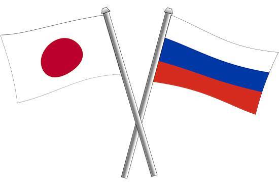 Песков: Россия и Япония продолжат искать пути заключения мирного договора