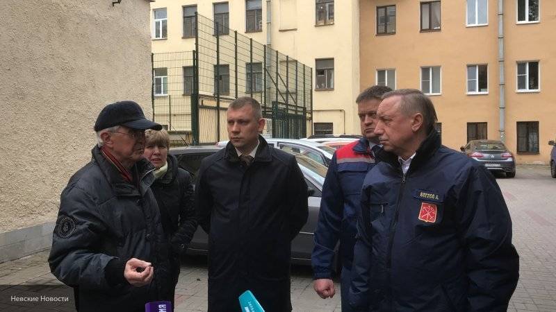 Беглов проверил ход капитального ремонта домов в Адмиралтейском районе Петербурга
