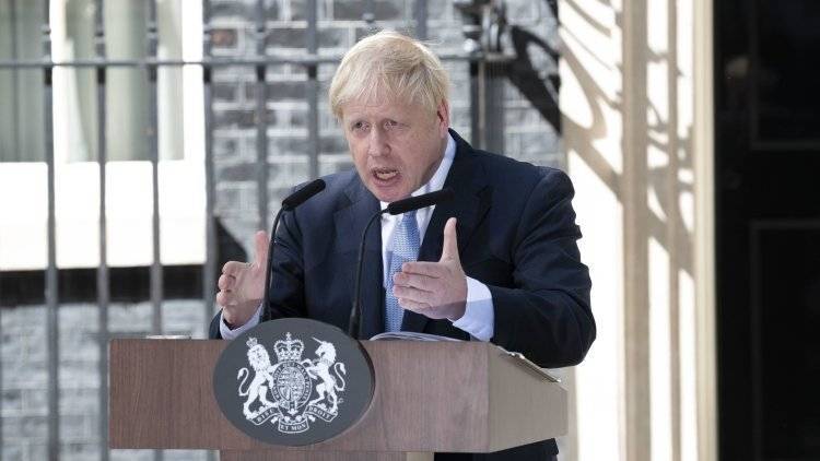 Джонсон предложил оппозиции объявить вотум недоверия правительству Британии