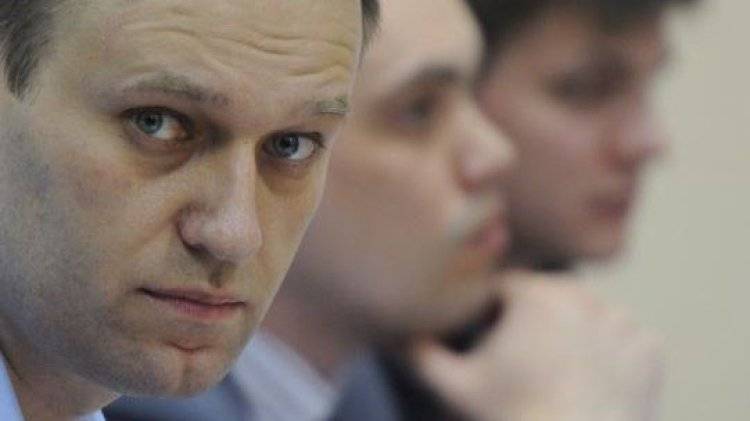 Сторонник Навального поливает в соцсетях грязью обкраденного им кандидата в МГД