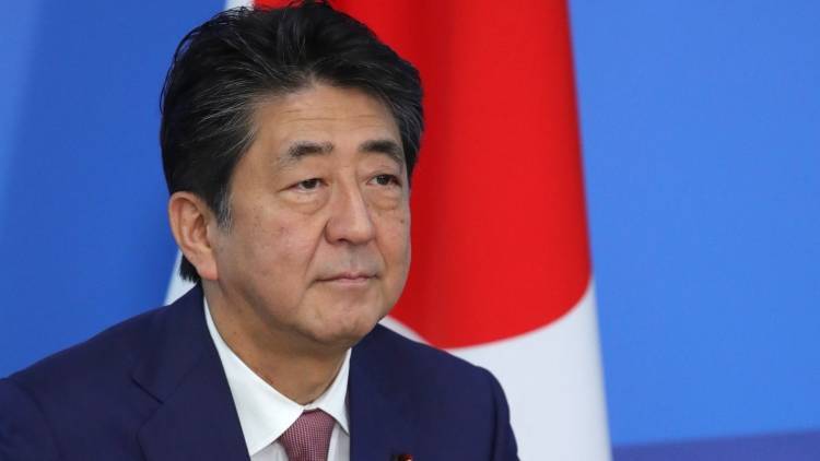 Премьер Японии попросил Иран сыграть конструктивную роль в урегулировании в регионе