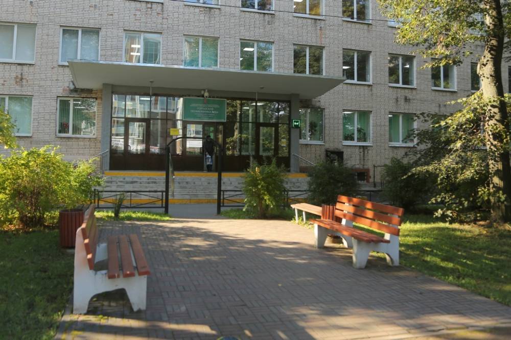 Поликлиника № 54 стала самым благоустроенным объектом здравоохранения в Калининском районе Петербурга