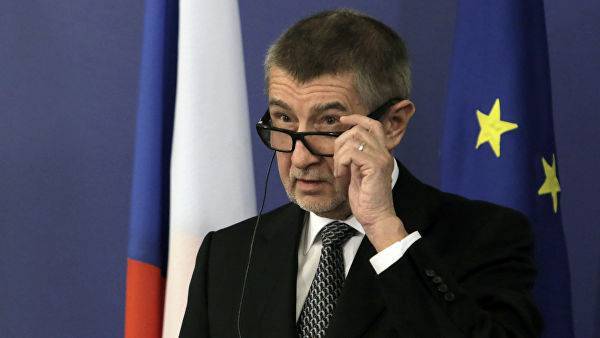 Премьер Чехии заявил о безрезультативности санкций против России
