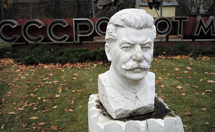 Helsingin Sanomat (Финляндия): историк, рассказавший о Сталине по-своему
