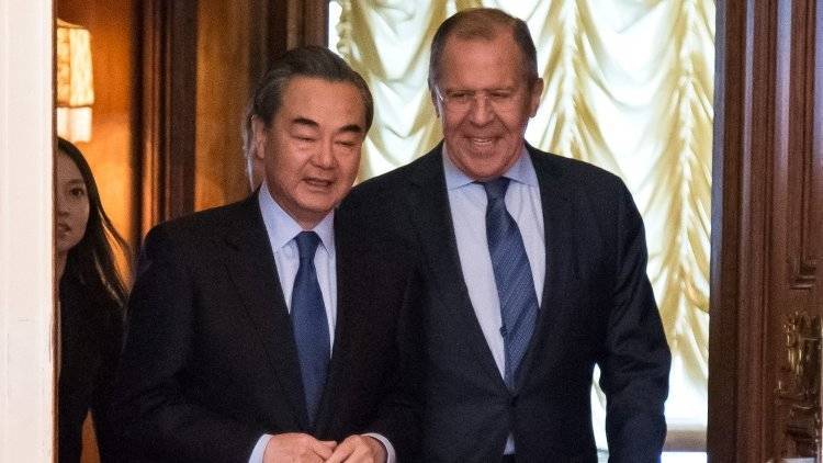 Глава МИД Китай отметил высочайший уровень российско-китайских отношений