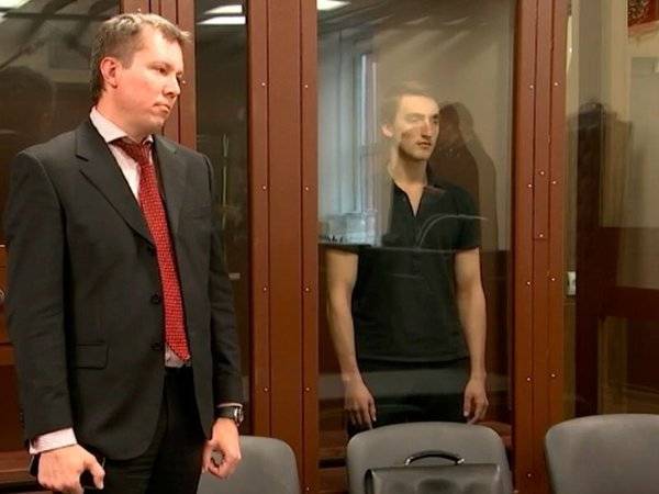Суд отложил рассмотрение жалобы на приговор Павлу Устинову. В зале заседаний не нашлось гаджета для просмотра видеодоказательств