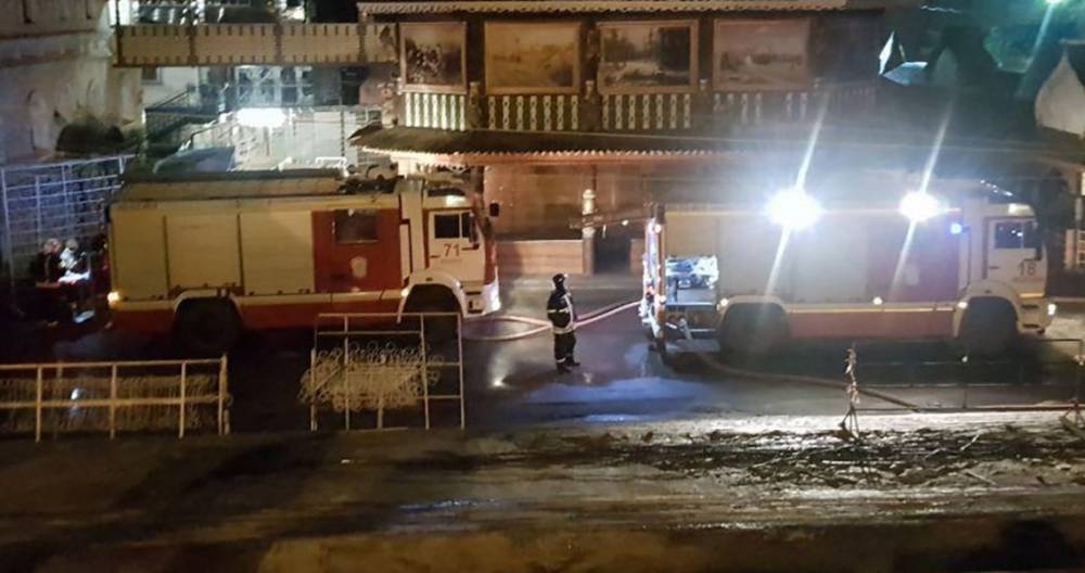 Девять человек пострадали при пожаре в хостеле на востоке Москвы