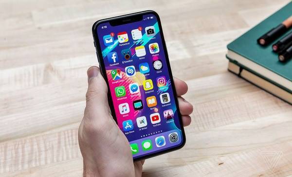 Хозяева iPhone выходят на свободу: Появился первый сторонний магазин приложений, не требующий джелбрейка