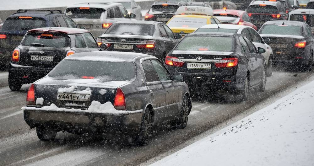 Эксперт раскритиковал новый способ борьбы со снегом на дорогах