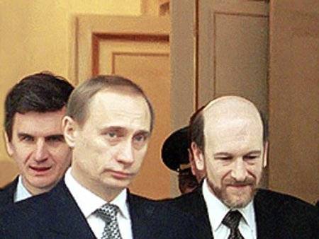 Новость из прошлого: 25 сентября 1999 года — Путин приказал «мочить в сортире» террористов, Немцов против наземной операции в Чечне