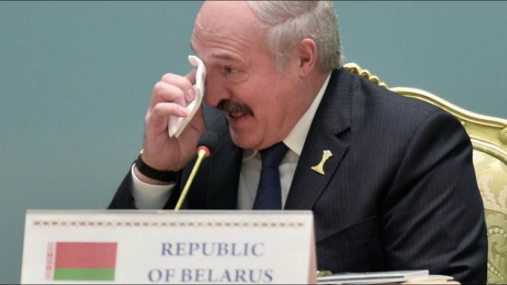 Лукашенко рассмеялся в лицо украинской журналистке, спросившей про Крым