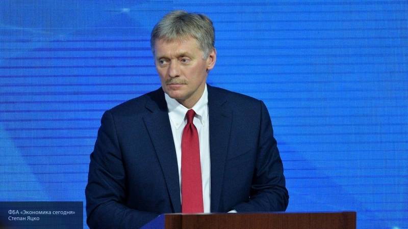 Песков заявил, что вопрос о миротворцах в Донбассе должны решать участники конфликта