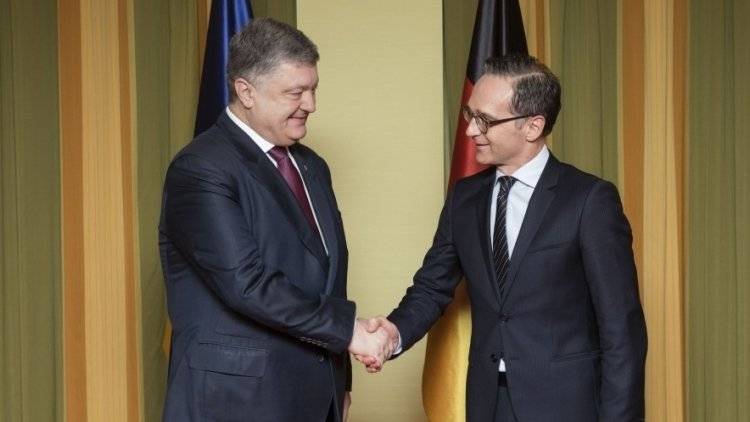 Берлин ответил на критику Трампа, заявив, что ФРГ активно помогает Украине