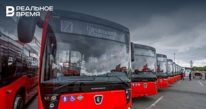 В двух казанских автобусах пассажирам стало плохо — им помогли водители и кондукторы